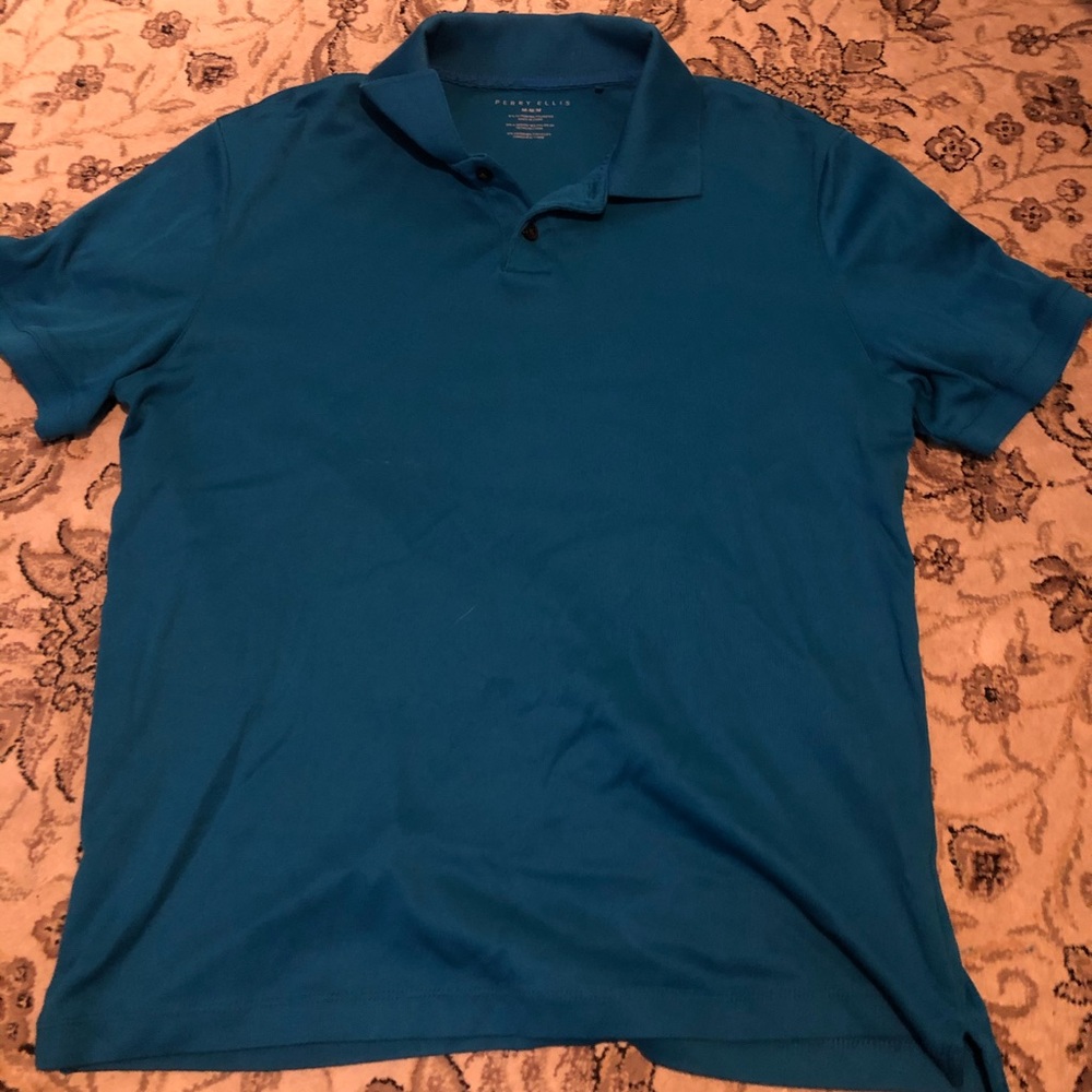Perry Ellis size Medium blue shirt
